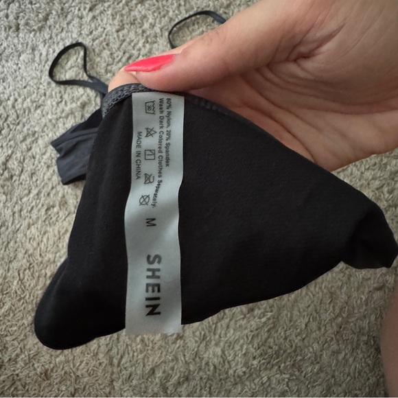 SHEIN Charcoal Bikini - Picture 3 of 4